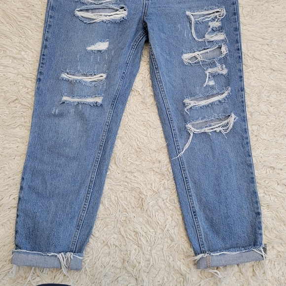 We The Free Button Fly Distressed Boyfriend  Jean - Picture 6 of 11